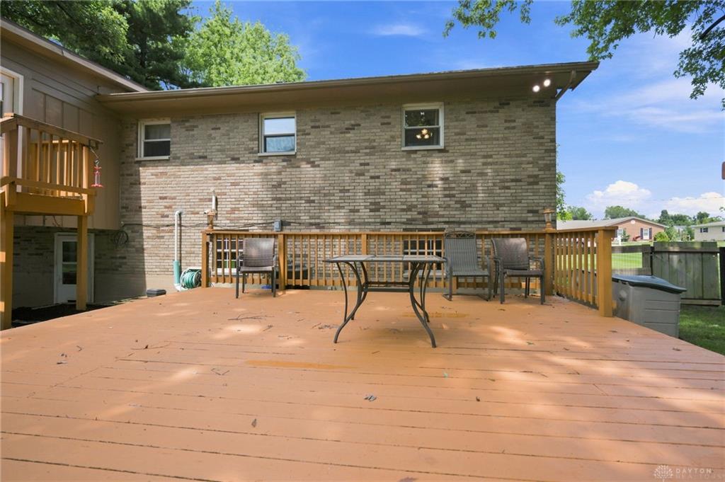 651 Charlotte Property Photo 37