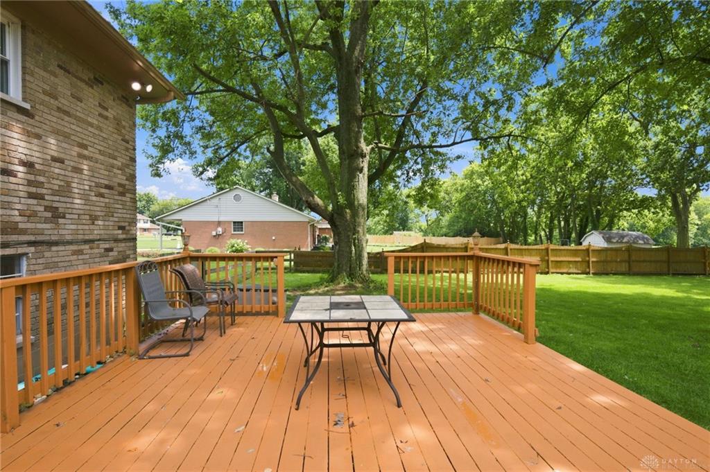 651 Charlotte Property Photo 39
