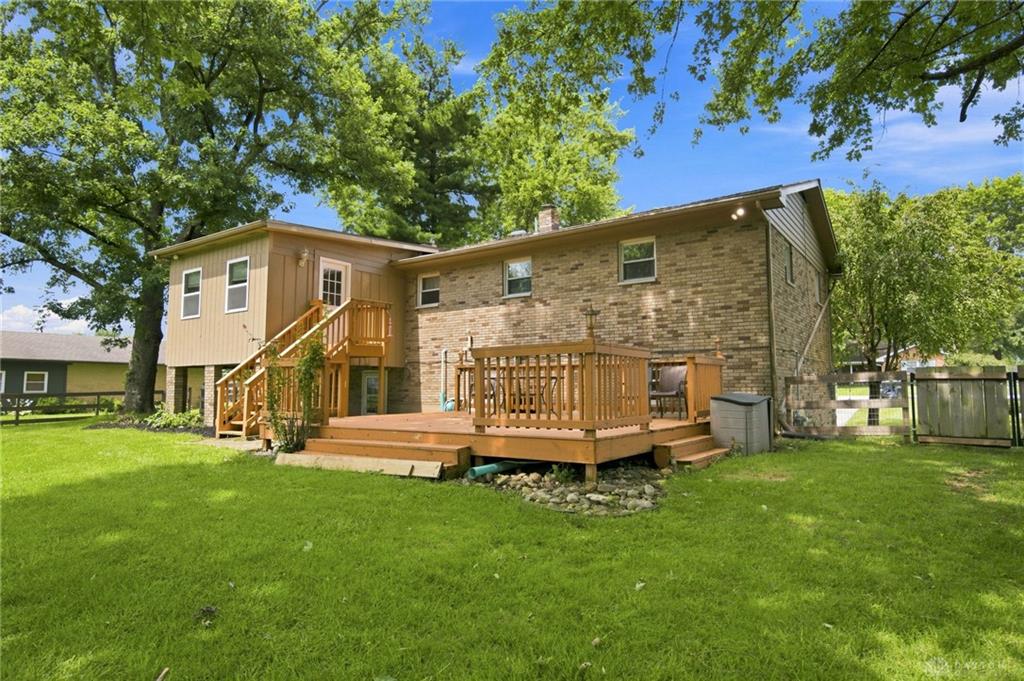 651 Charlotte Property Photo 47