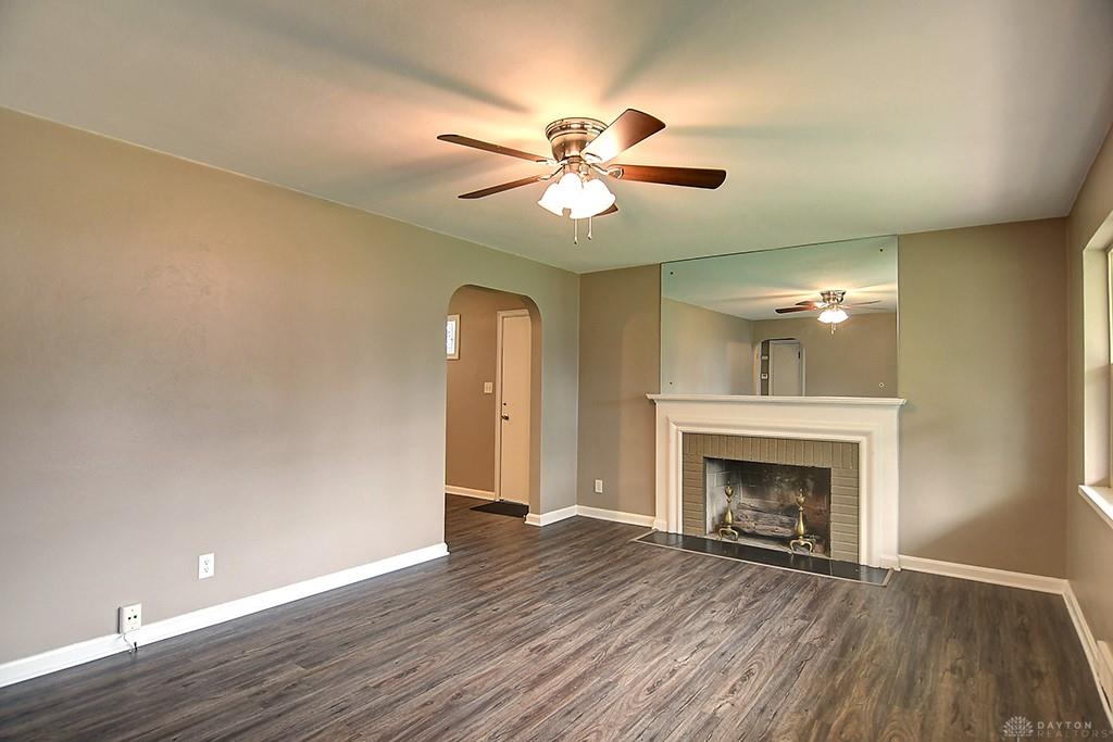 605 Wedgewood Property Photo 4