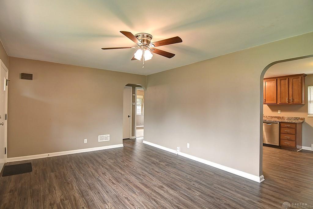 605 Wedgewood Property Photo 5