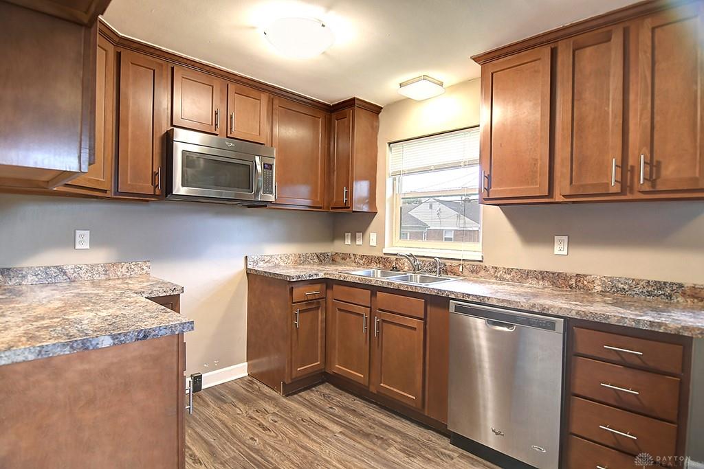 605 Wedgewood Property Photo 9