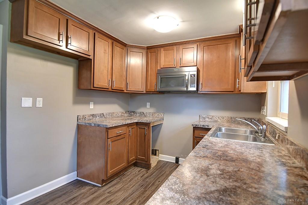 605 Wedgewood Property Photo 11