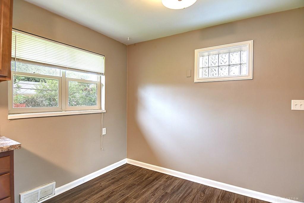 605 Wedgewood Property Photo 12