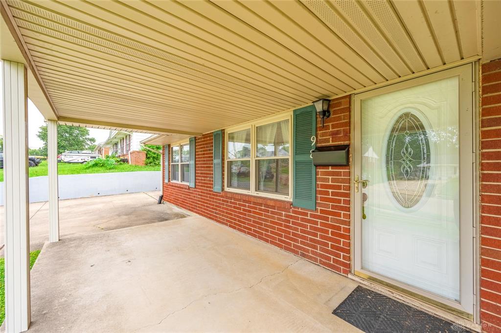 98 Moore Property Photo 7