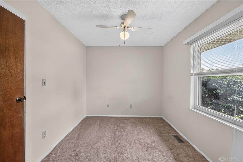 98 Moore Property Photo 35
