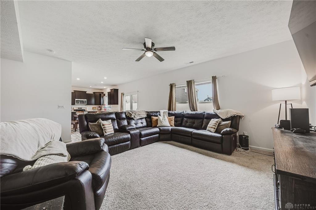1505 Arrowhead Property Photo 7