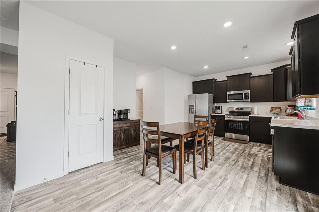 1505 Arrowhead Property Photo 9