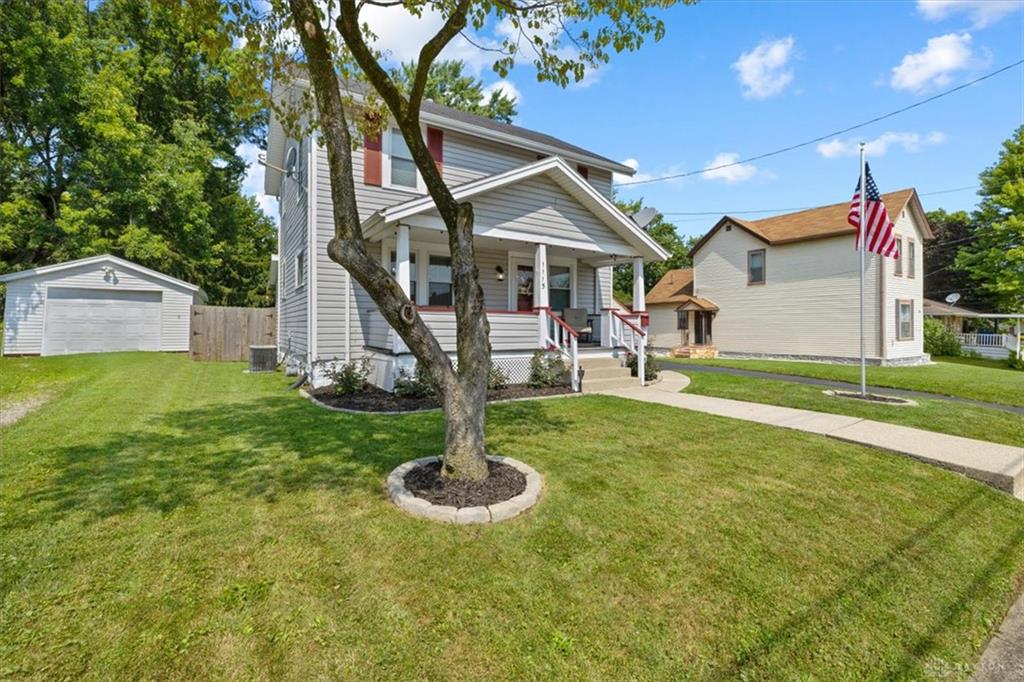 1115 Beacon Property Photo 3