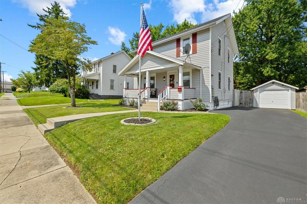 1115 Beacon Property Photo 6