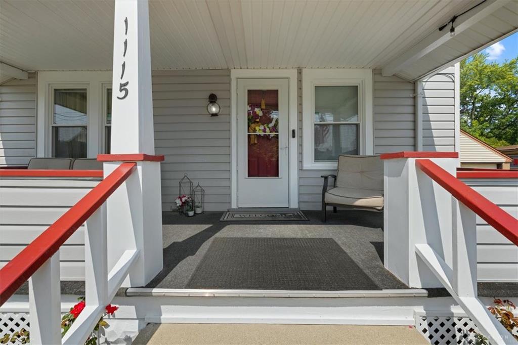 1115 Beacon Property Photo 9