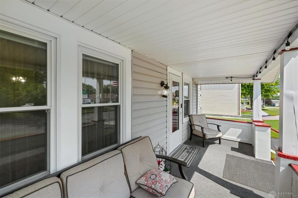 1115 Beacon Property Photo 10