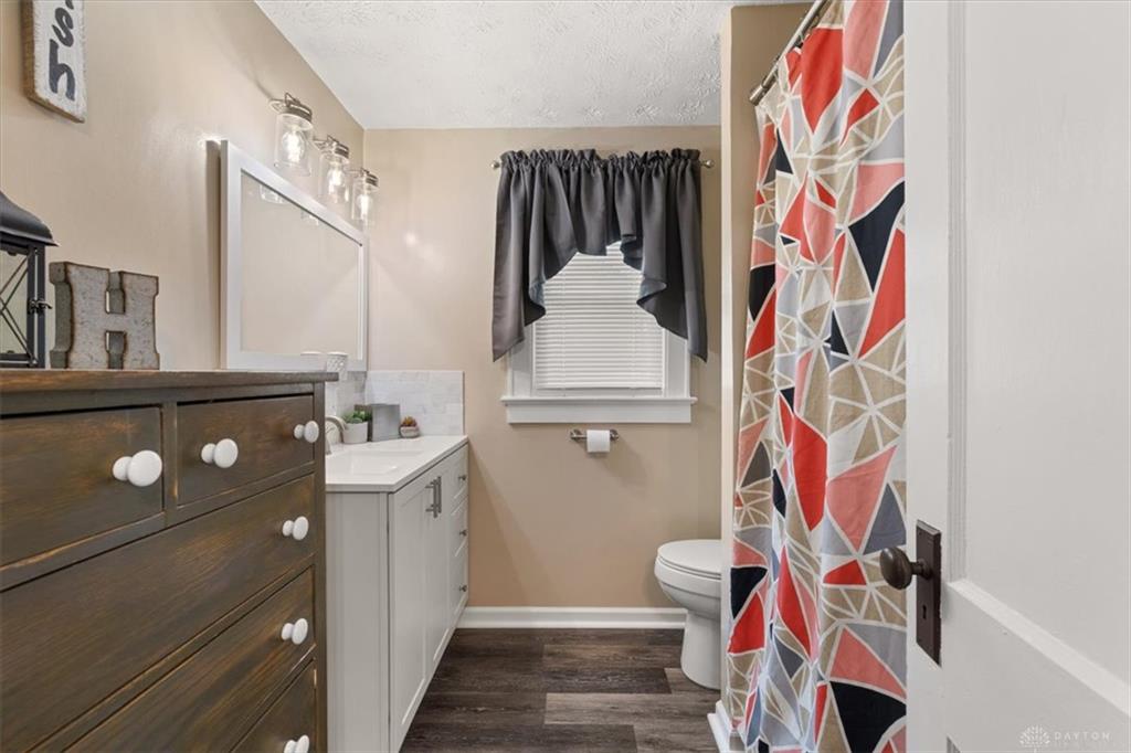 1115 Beacon Property Photo 28