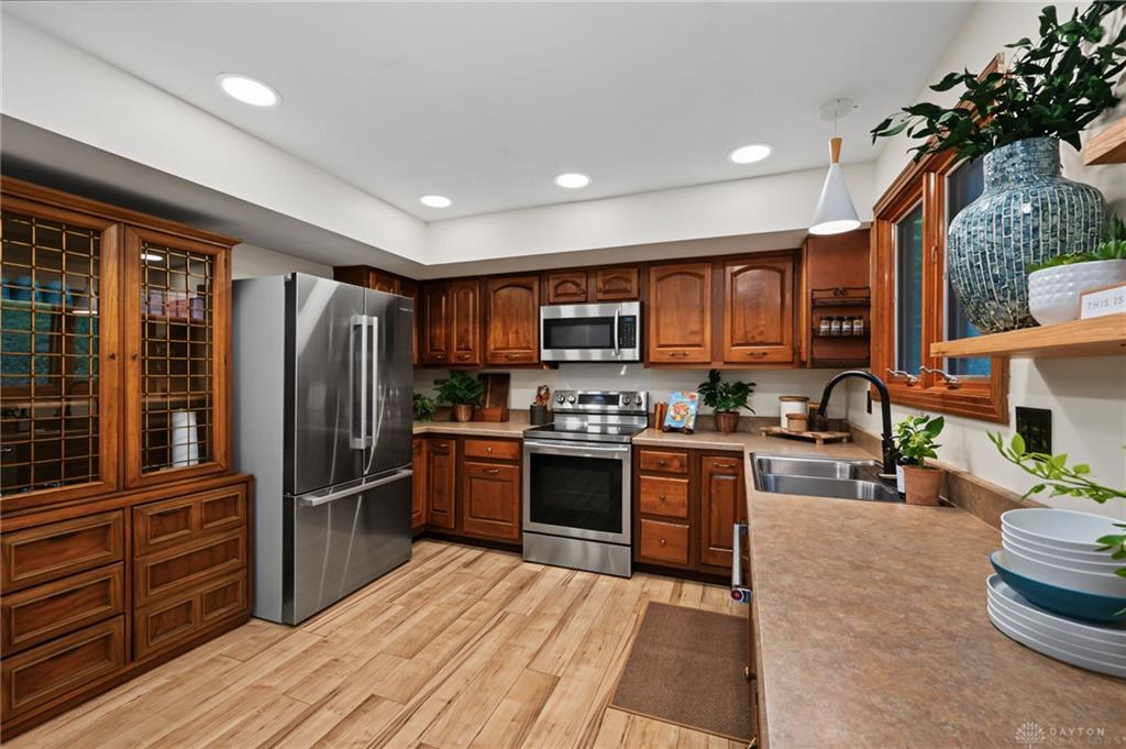 3400 Southdale Property Photo 19