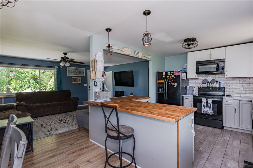6463 Michael Property Photo 17