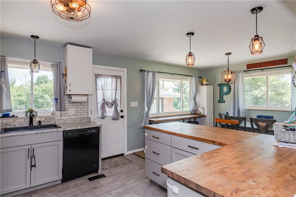 6463 Michael Property Photo 22