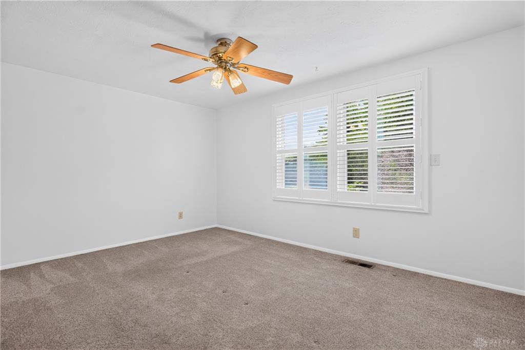 768 Mariclaire Property Photo 18