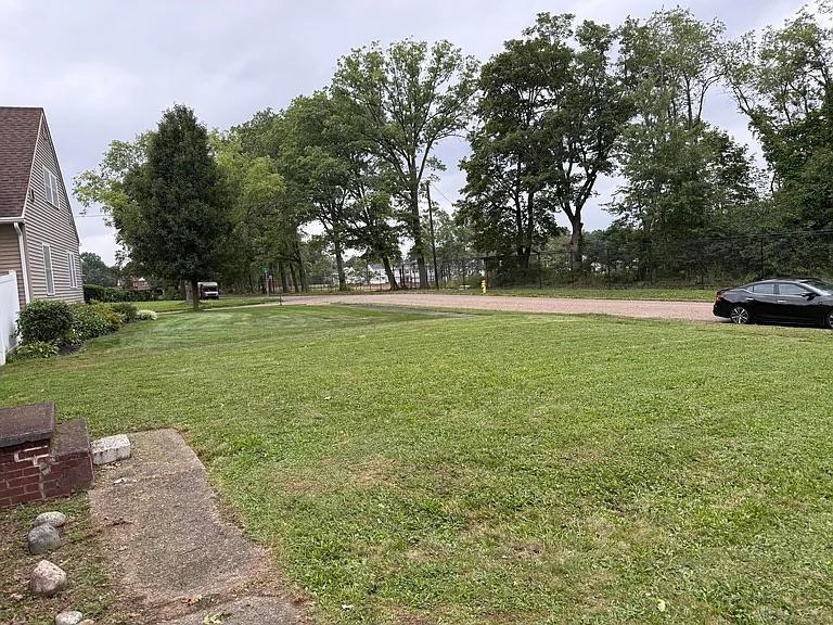656 Auldfarm Property Photo 10