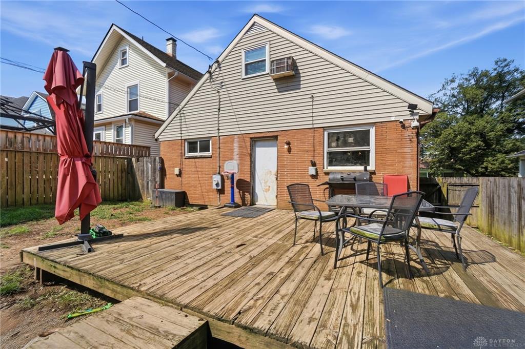 1104 Creighton Property Photo 27
