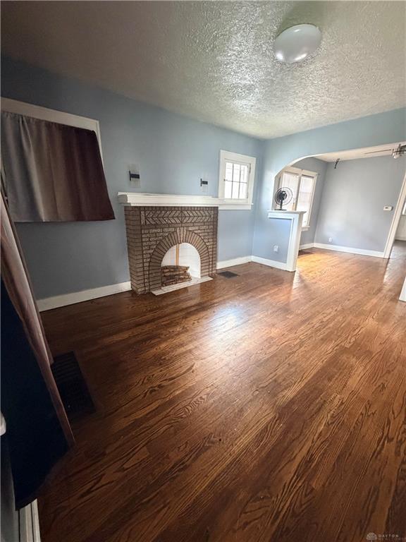 305 Brooklyn Property Photo 2