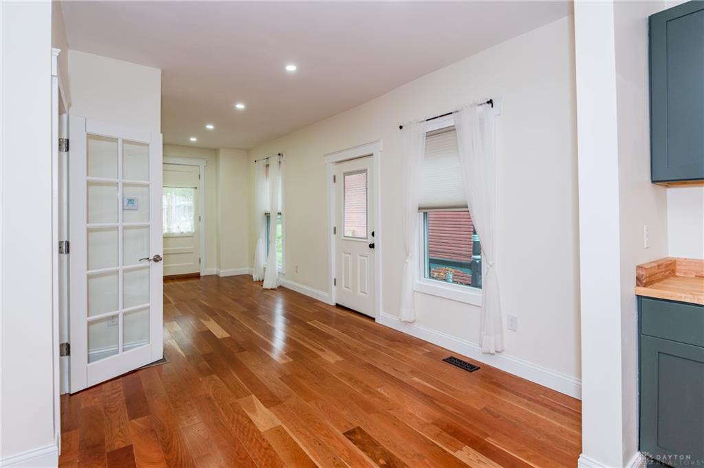 312 Park Property Photo 9