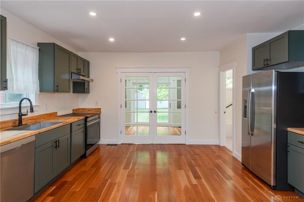 312 Park Property Photo 14