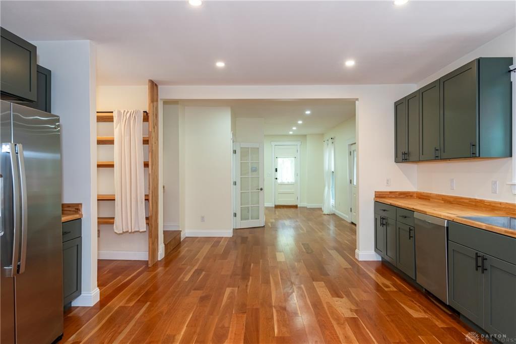 312 Park Property Photo 25