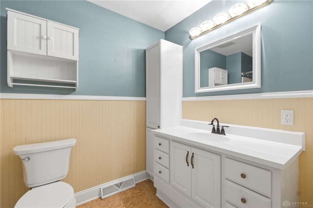 2548 Ehrhart Property Photo 11