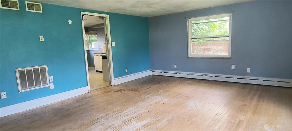 1280 Hanes Property Photo 4