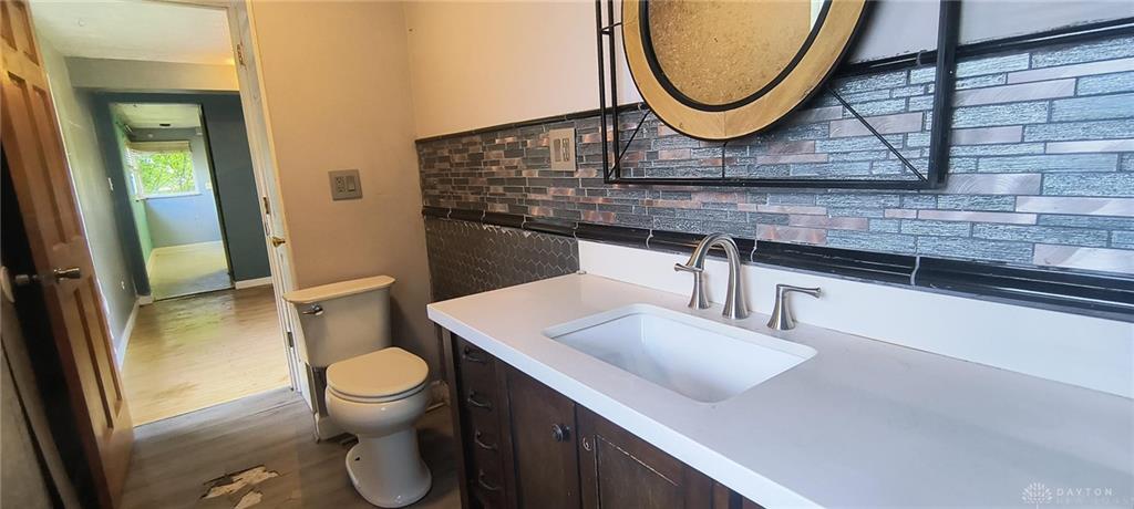 1280 Hanes Property Photo 23