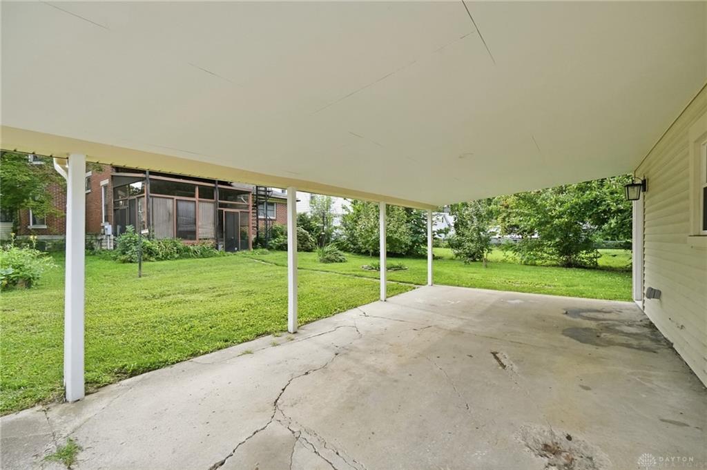103 S 5th Property Photo 13