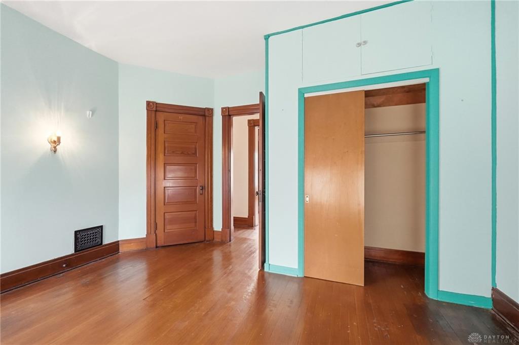 103 S 5th Property Photo 42