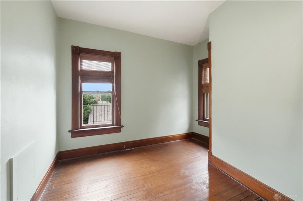 103 S 5th Property Photo 48