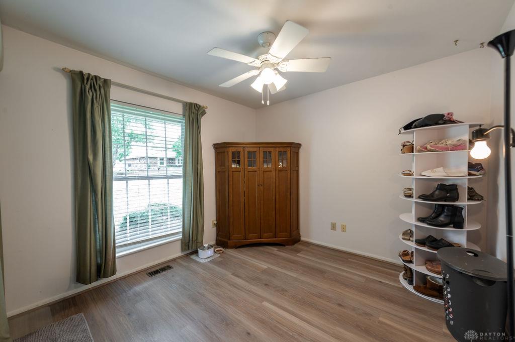 220 Evergreen Property Photo 22