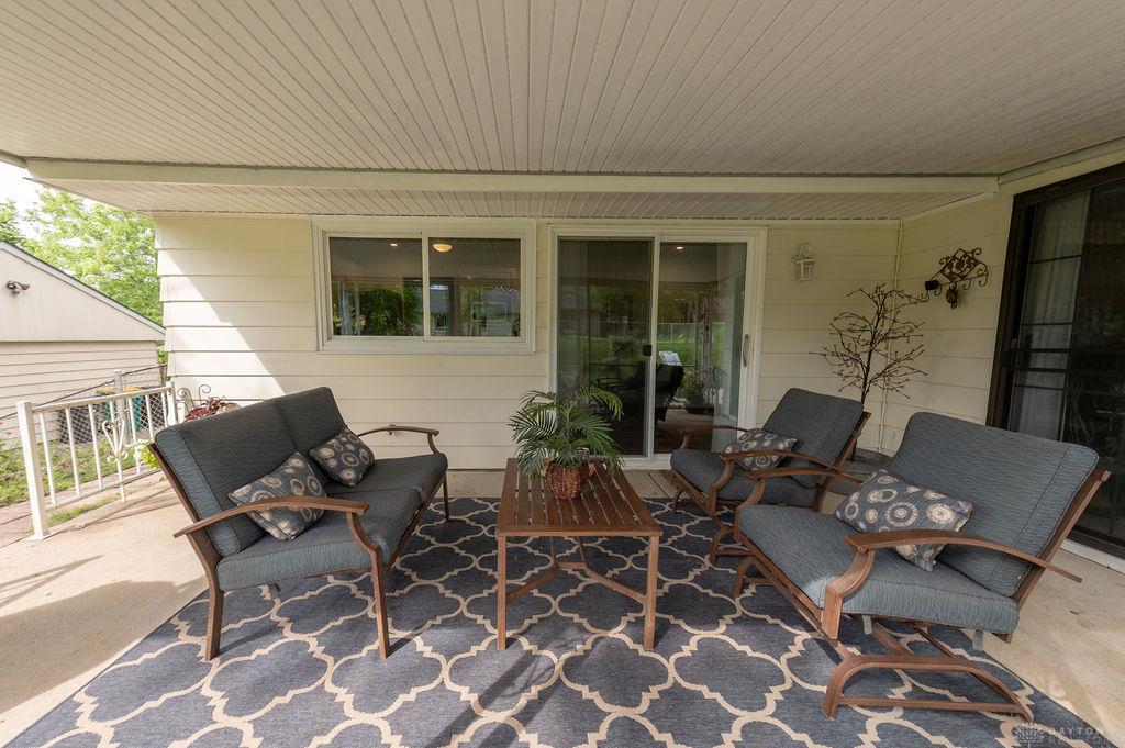 220 Evergreen Property Photo 26