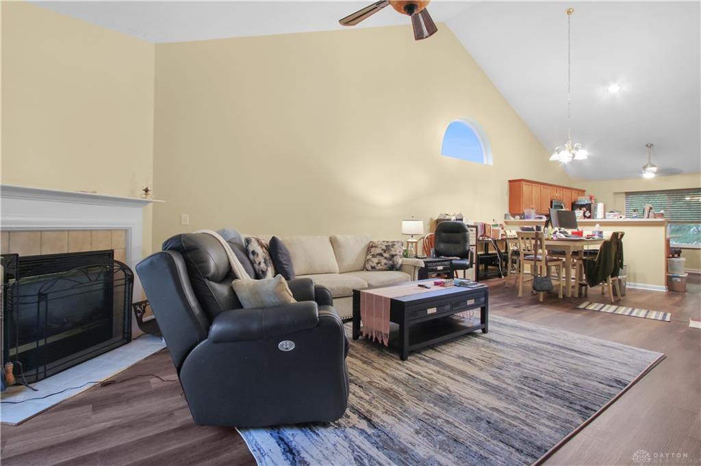 503 Meadowview Property Photo 11