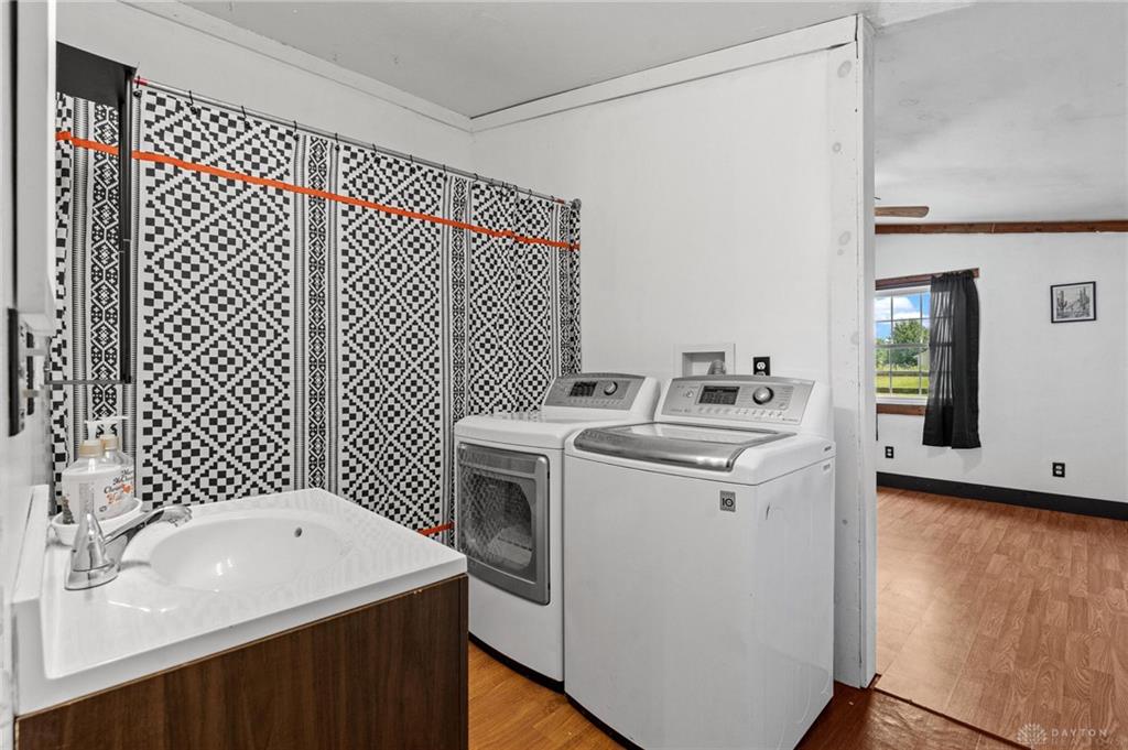 260 Baker Property Photo 52