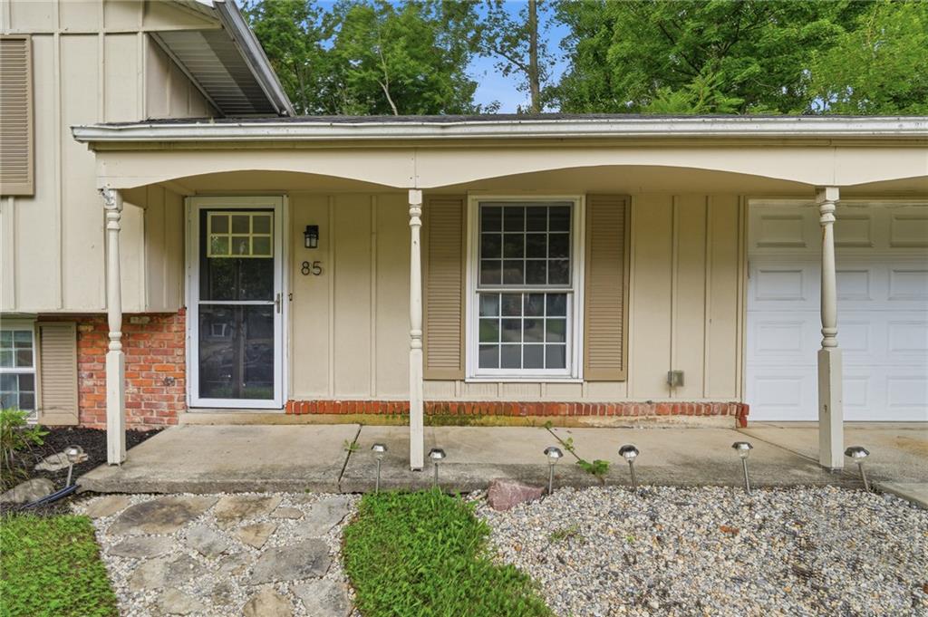 85 Bramblebush Property Photo 4