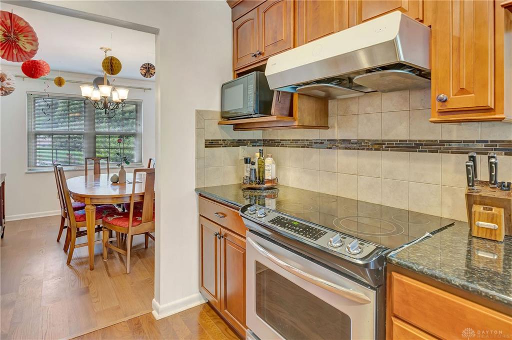 208 N Village Property Photo 13
