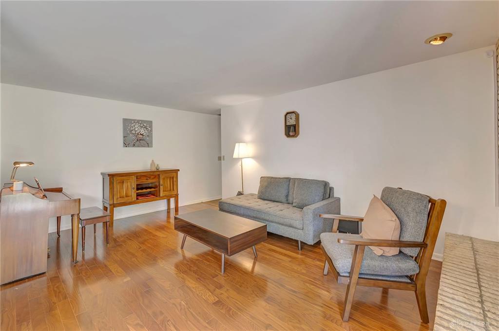 208 N Village Property Photo 27