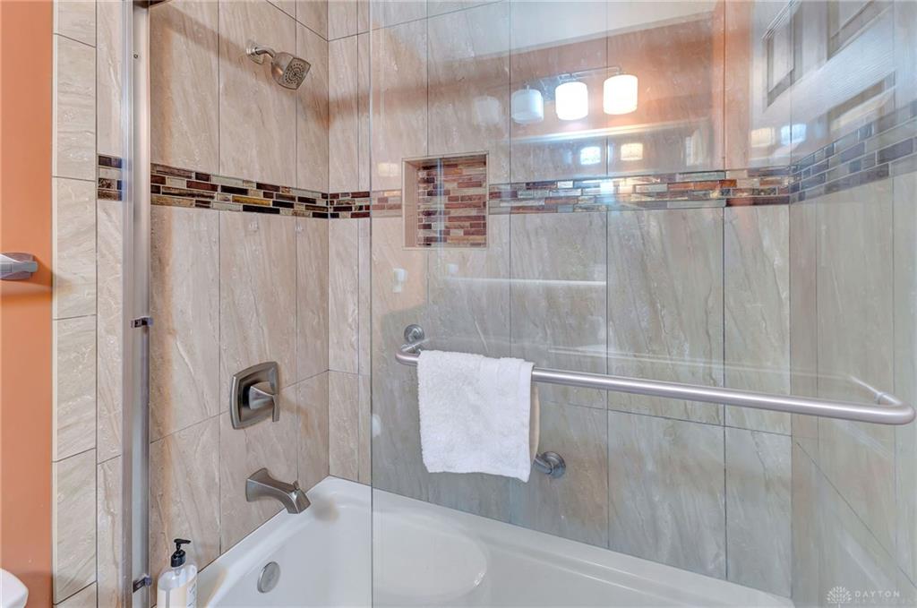 208 N Village Property Photo 33