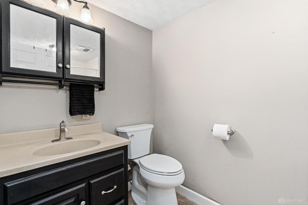 4925 Concordia Property Photo 23