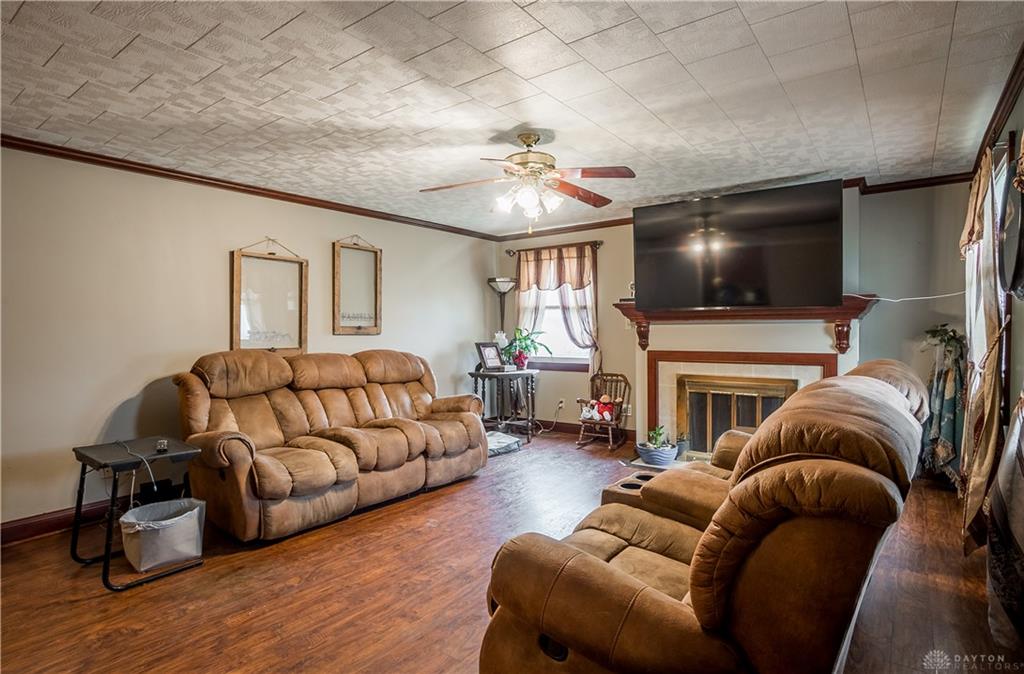 700 Manier Property Photo 4