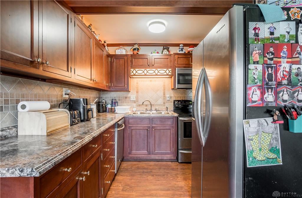 700 Manier Property Photo 8