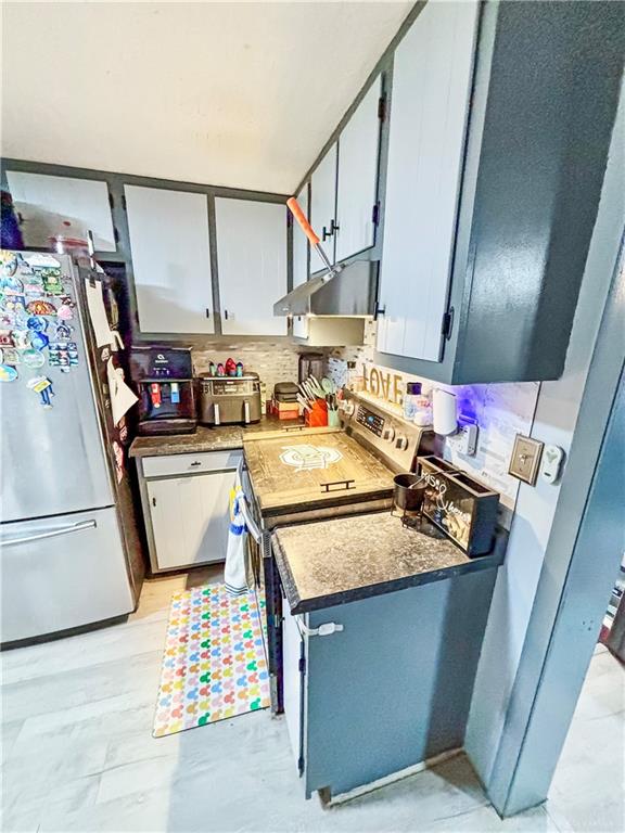 15 E 1st Property Photo 8