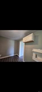 208 Young Property Photo 8