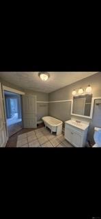 208 Young Property Photo 17