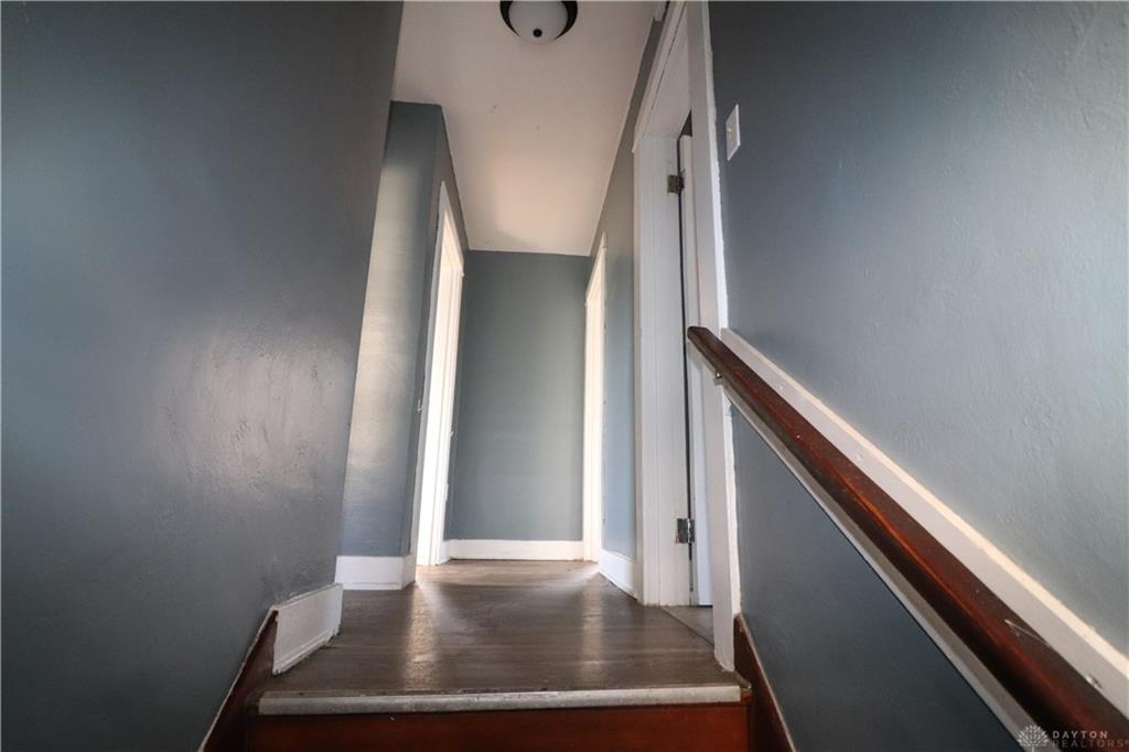 21 E Beechwood Property Photo 11