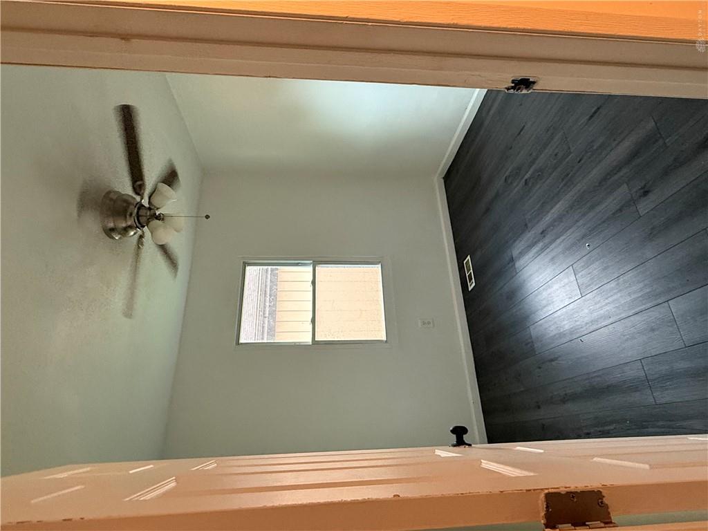 330 Middle Property Photo 5