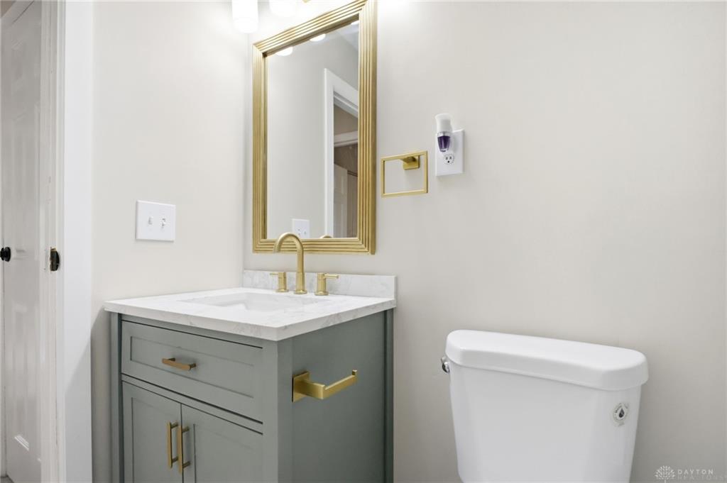 729 Clareridge Property Photo 19